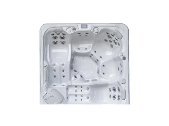 Spa RY-670 5 places, vue de dessus, coque acrylique et habillage du catalogue Alu Business