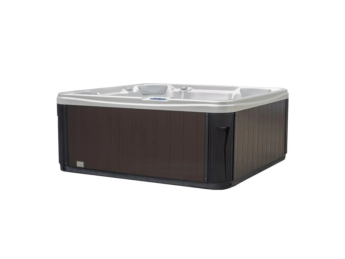 Spa XX-800 5 places, vue 3/4, coque acrylique et habillage du catalogue Alu Business