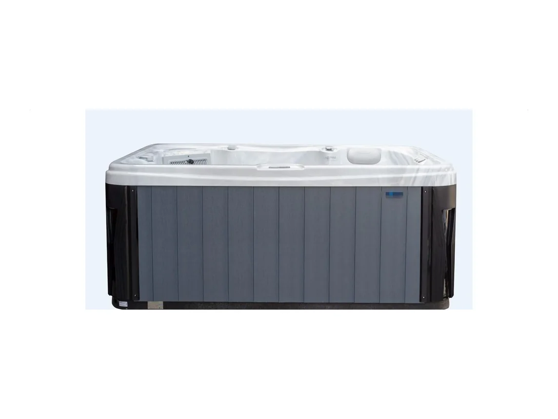 Spa PHT-610 6 places, vue de face, coque acrylique et habillage du catalogue Alu Business