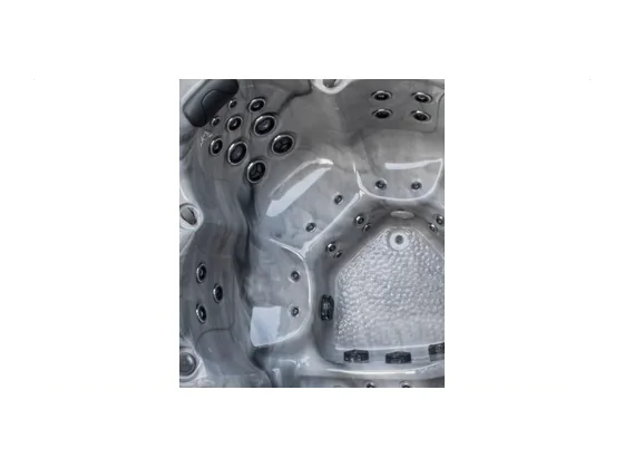 Spa RY-680 6 places, détail intérieur, coque acrylique et habillage du catalogue Alu Business